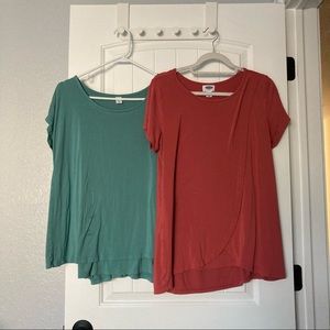 2 nursing tops